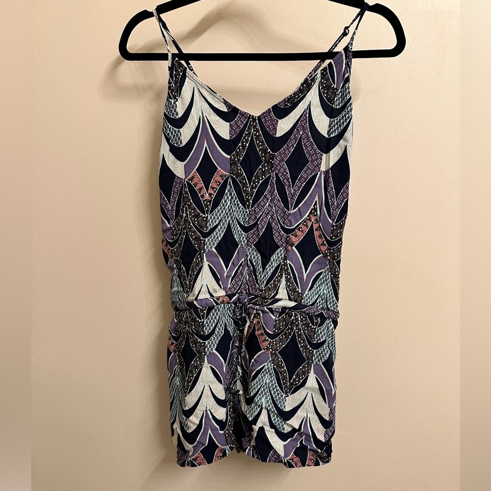 Chelsea28 Romper size M